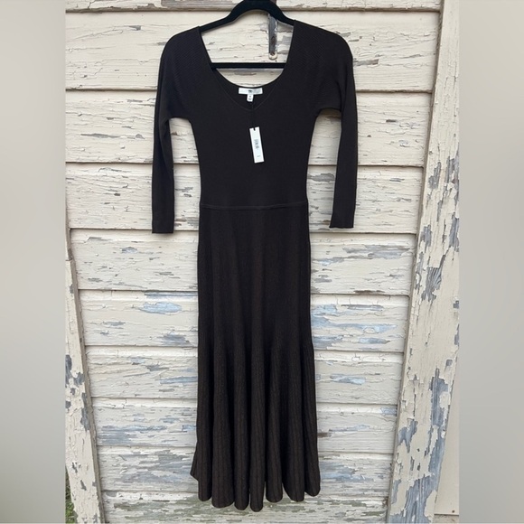 NWT! Banana Republic Chocolate Ganache Brown Sculpted V-Neck Maxi Dress - Picture 5 of 12